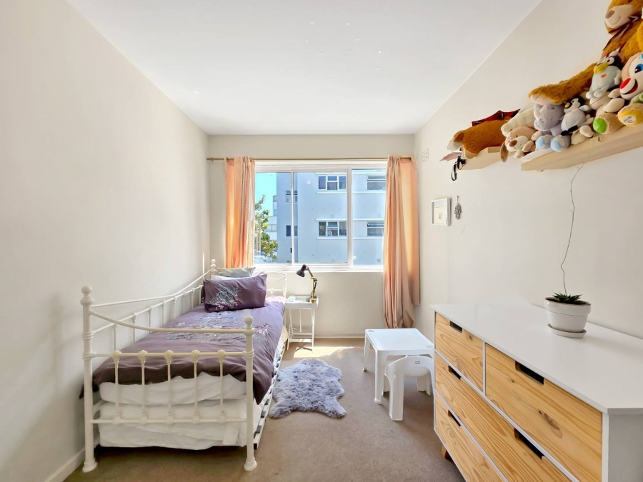 2 Bedroom Property for Sale in Sea Point Western Cape